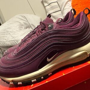 Nike Burgundy Airmax 97